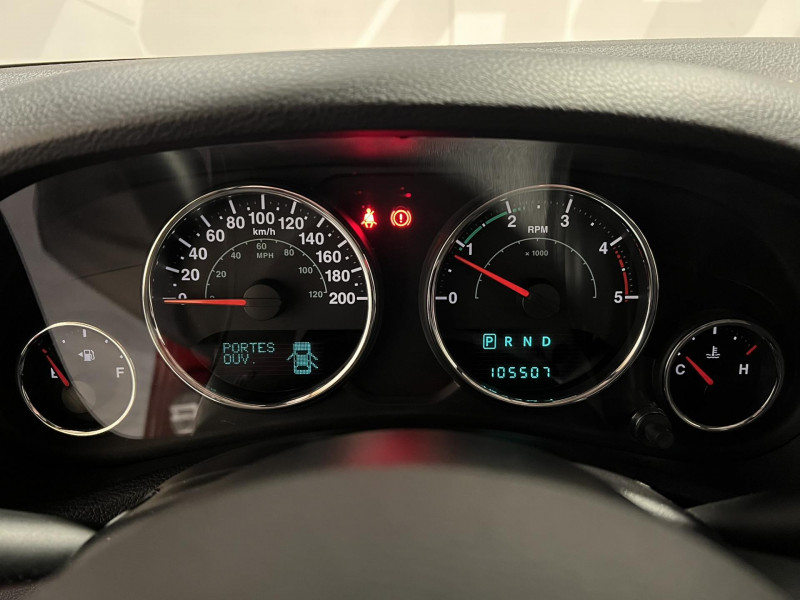 Photo 11 de l'offre de JEEP WRANGLER 2.8 CRD 200 Sahara BVA à 29990€ chez VL Auto