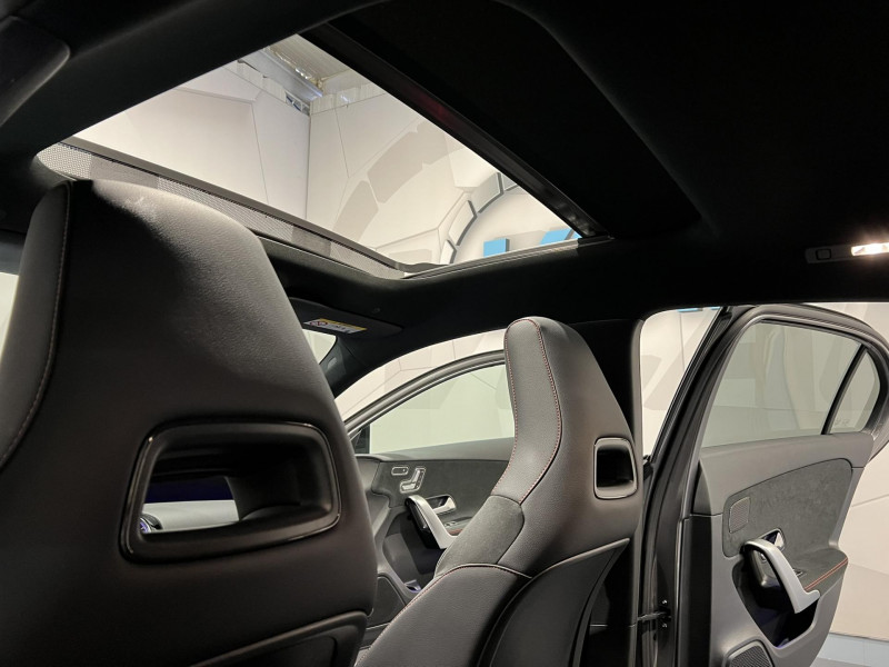 Photo 16 de l'offre de MERCEDES-BENZ CLASSE A 220 d 8G-DCT AMG Line à 35990€ chez VL Auto