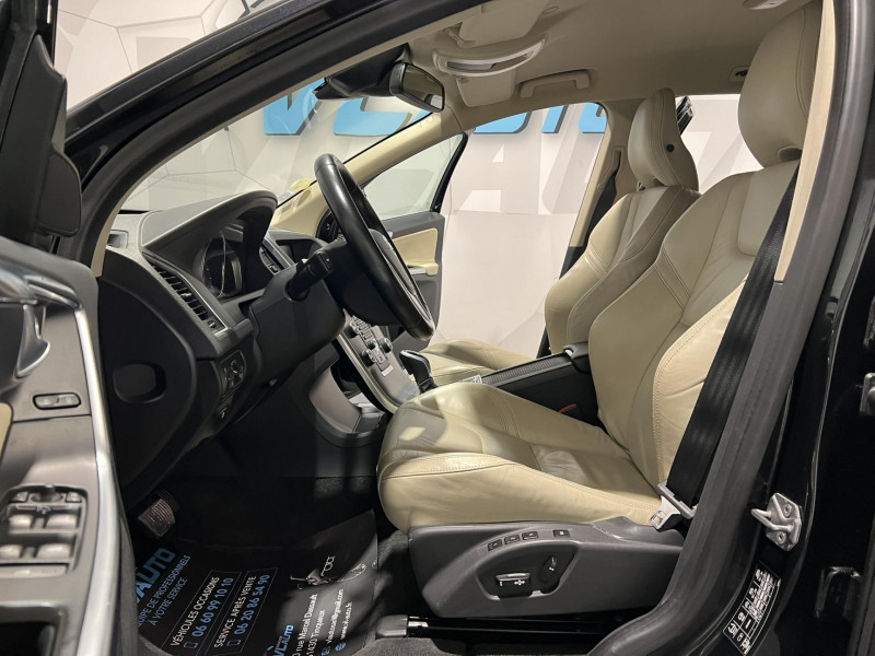 Photo 6 de l'offre de VOLVO XC60  D4 AWD 181 ch Summum Geartronic BVA à 16490€ chez VL Auto