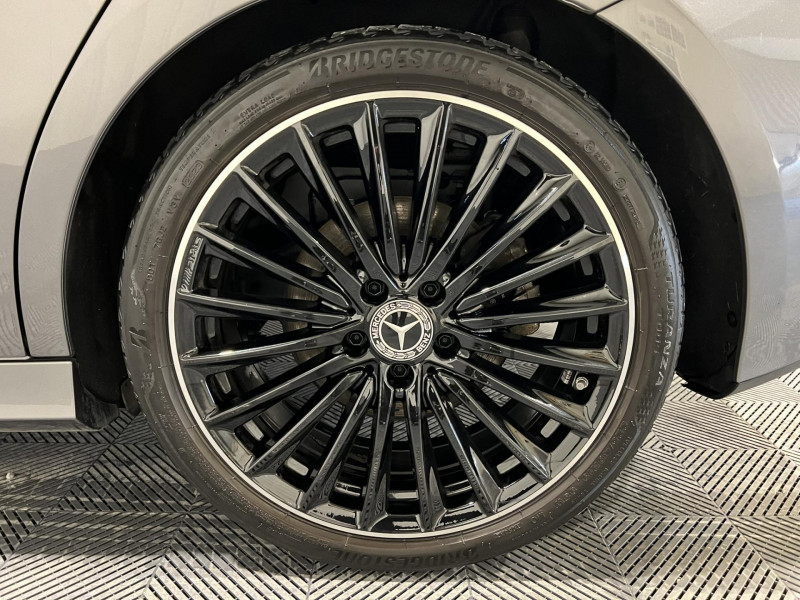 Photo 19 de l'offre de MERCEDES-BENZ CLASSE A 220 d 8G-DCT AMG Line à 35990€ chez VL Auto