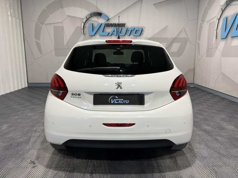 Photo 4 de l'offre de PEUGEOT 208  BlueHDi 100ch S&S BVM5 Signature à 10490€ chez VL Auto