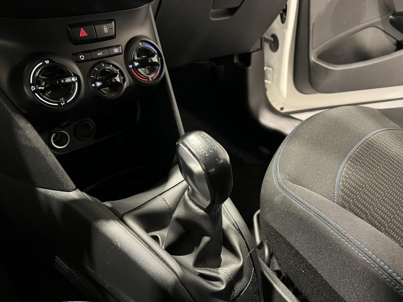 Photo 13 de l'offre de PEUGEOT 208  BlueHDi 100ch S&S BVM5 Signature à 10490€ chez VL Auto