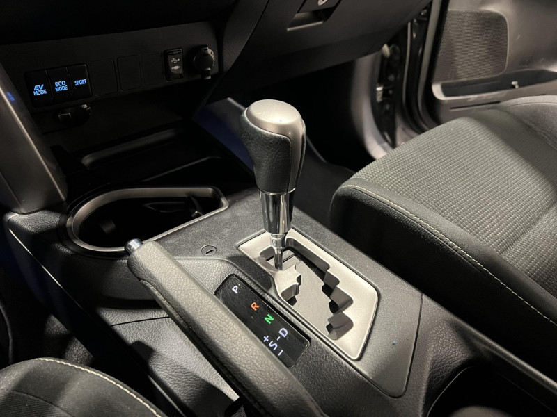 Photo 13 de l'offre de TOYOTA RAV 4 197ch AWD Dynamic à 17990€ chez VL Auto