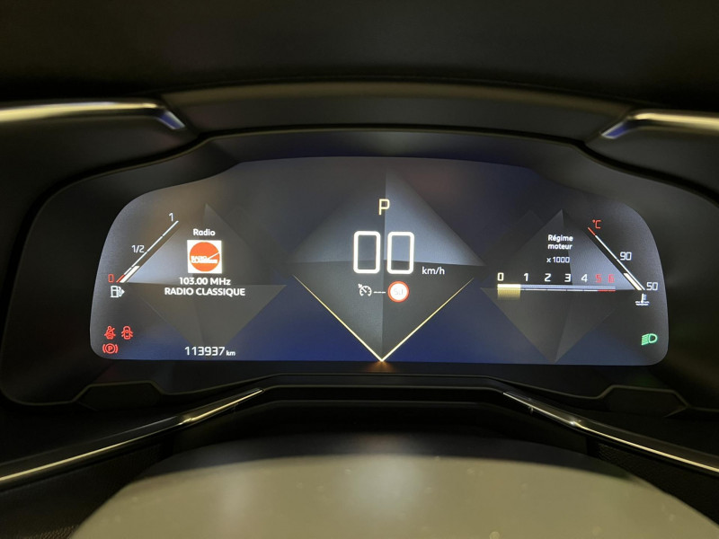 Photo 11 de l'offre de DS DS 7 CROSSBACK BlueHDi 130 EAT8 Rivoli à 18990€ chez VL Auto