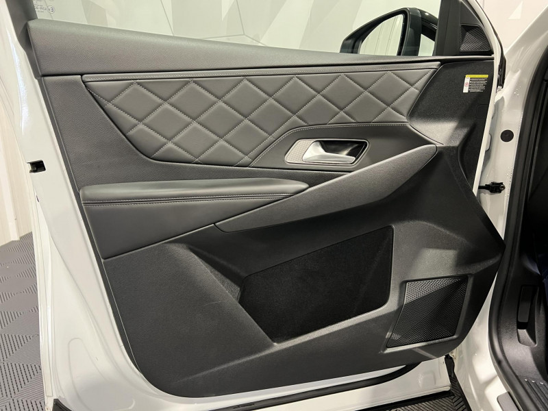 Photo 21 de l'offre de DS DS 7 CROSSBACK BlueHDi 130 EAT8 Rivoli à 18990€ chez VL Auto