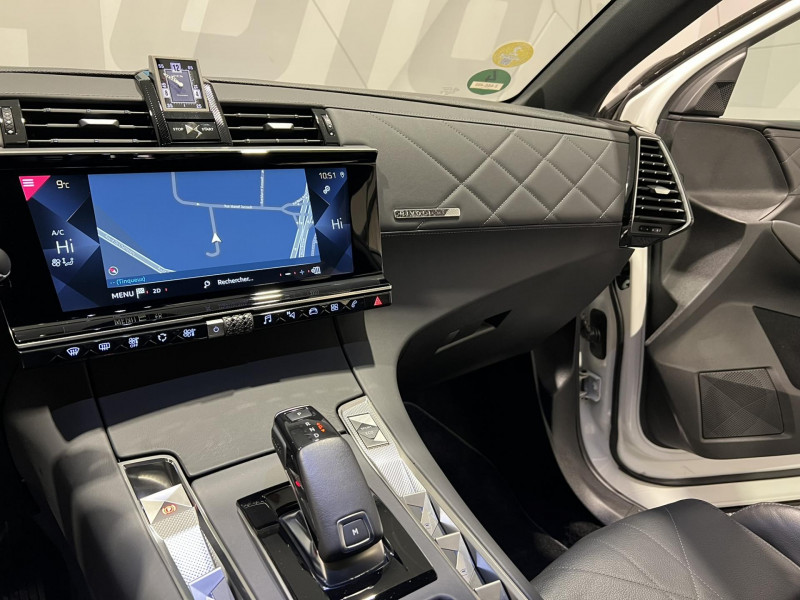 Photo 12 de l'offre de DS DS 7 CROSSBACK BlueHDi 130 EAT8 Rivoli à 18990€ chez VL Auto