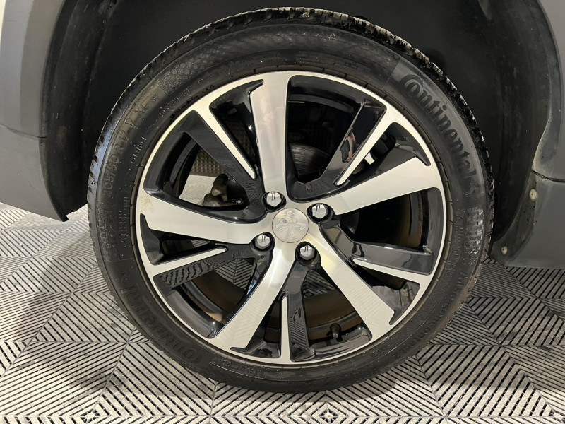 Photo 17 de l'offre de PEUGEOT 2008 110ch S&S BVM5 GT Line à 9990€ chez VL Auto