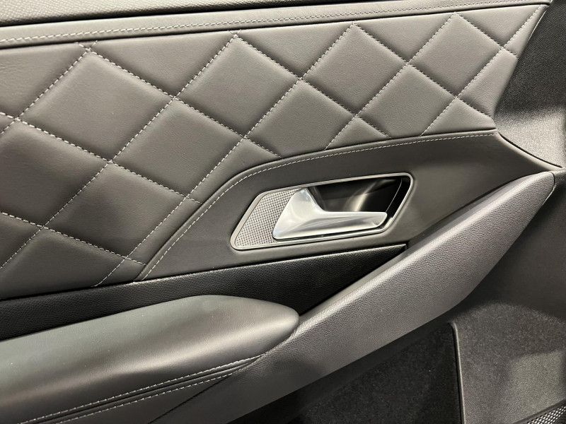 Photo 22 de l'offre de DS DS 7 CROSSBACK BlueHDi 130 EAT8 Rivoli à 18990€ chez VL Auto