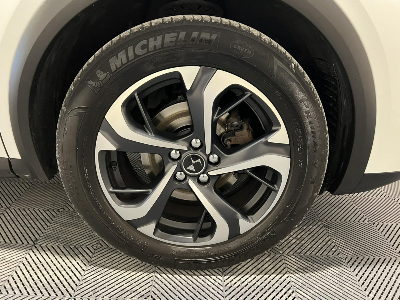 Photo 17 de l'offre de DS DS 7 CROSSBACK BlueHDi 130 EAT8 Rivoli à 18990€ chez VL Auto