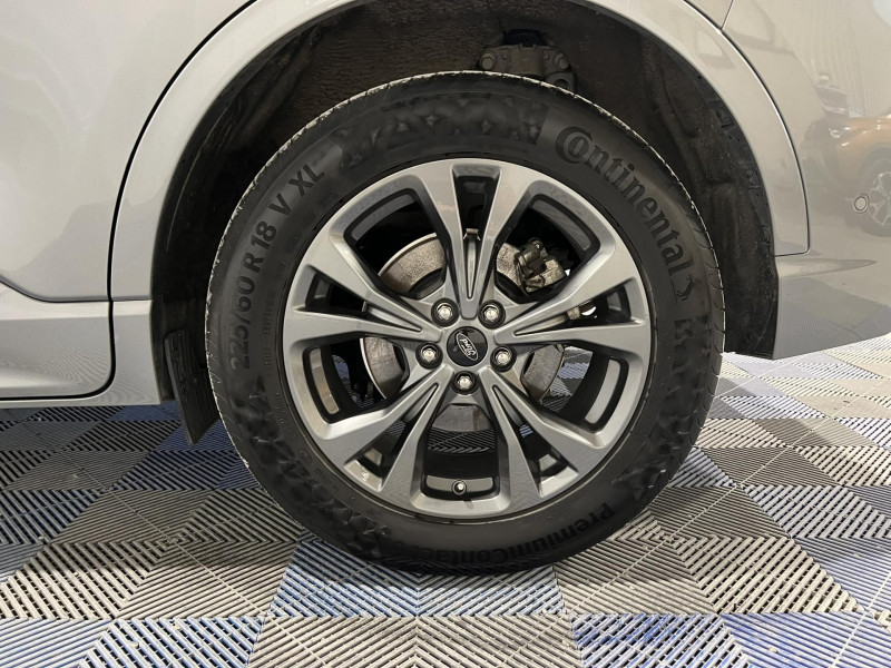 Photo 20 de l'offre de FORD KUGA 2.5 Duratec 190 ch FHEV e-CVT ST-Line à 21990€ chez VL Auto