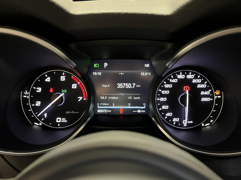 Photo 11 de l'offre de ALFA ROMEO STELVIO 2.0T 280 ch Q4 AT8 First Edition à 27490€ chez VL Auto