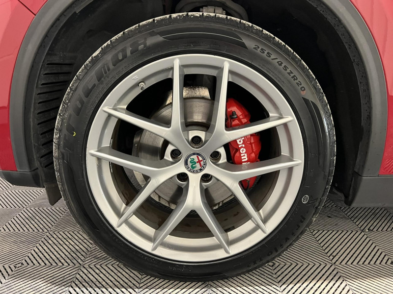 Photo 19 de l'offre de ALFA ROMEO STELVIO 2.0T 280 ch Q4 AT8 First Edition à 27490€ chez VL Auto