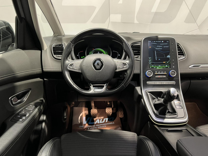Photo 24 de l'offre de RENAULT GRAND SCENIC TCe 130 Energy Intens 7 Places à 13990€ chez VL Auto