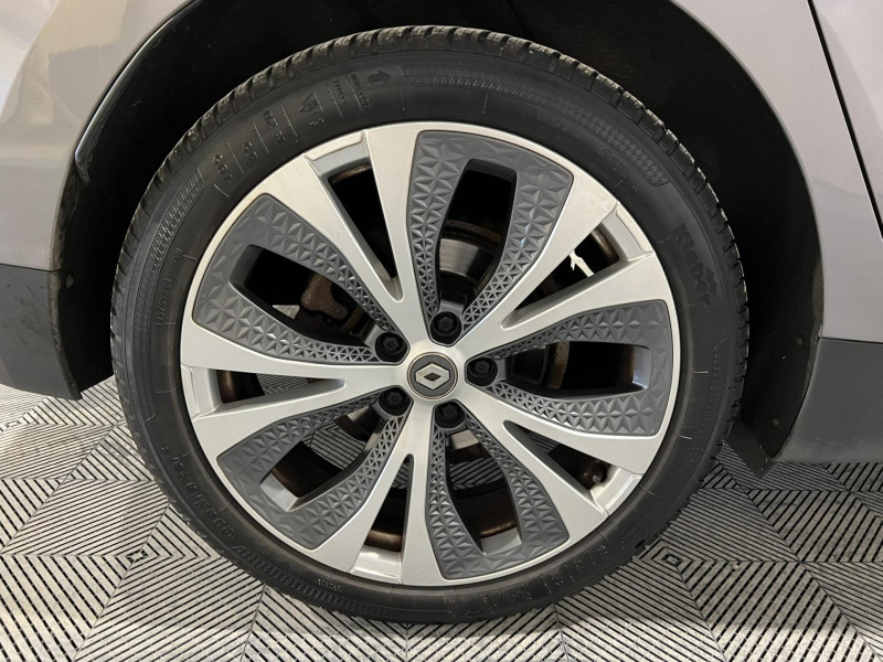 Photo 17 de l'offre de RENAULT GRAND SCENIC TCe 130 Energy Intens 7 Places à 13990€ chez VL Auto