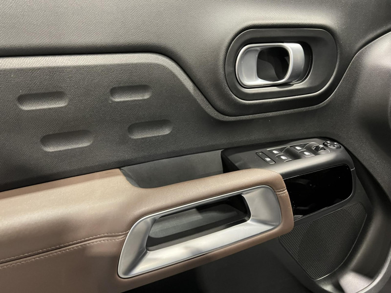 Photo 23 de l'offre de CITROEN C5 AIRCROSS BlueHDi 180 S&S EAT8 Shine à 15490€ chez VL Auto