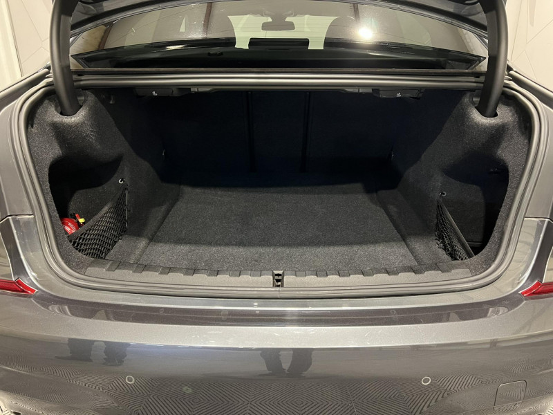 Photo 10 de l'offre de BMW SERIE 3 320d 190 ch BVA8 G20 M Sport à 28990€ chez VL Auto