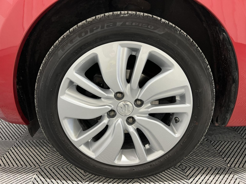 Photo 20 de l'offre de SUZUKI SWIFT 1.2 Dualjet Privillege à 9990€ chez VL Auto