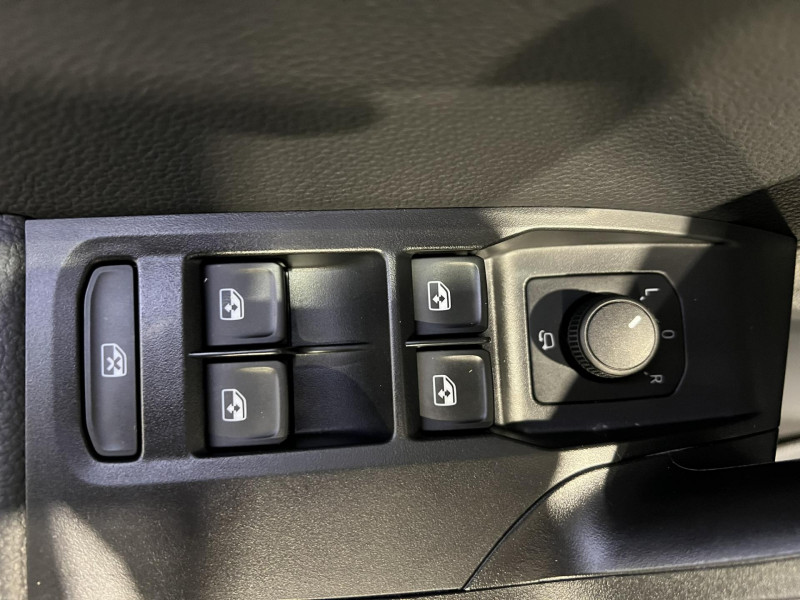 Photo 21 de l'offre de SEAT IBIZA 1.0 EcoTSI 115 ch S/S BVM6 Xcellence à 15990€ chez VL Auto