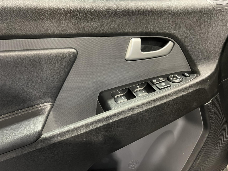 Photo 20 de l'offre de KIA SPORTAGE 1.6 GDi 135 ISG 2WD Active à 12490€ chez VL Auto