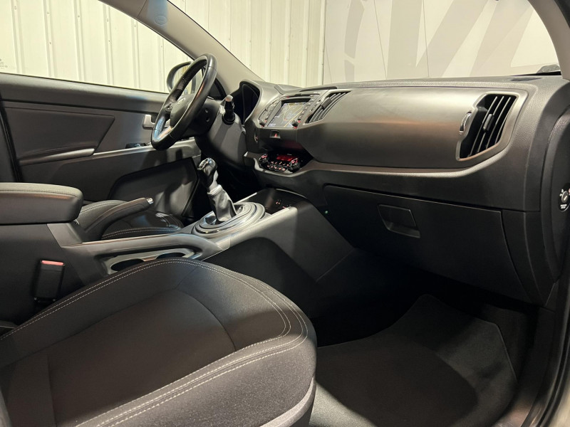 Photo 8 de l'offre de KIA SPORTAGE 1.6 GDi 135 ISG 2WD Active à 12490€ chez VL Auto