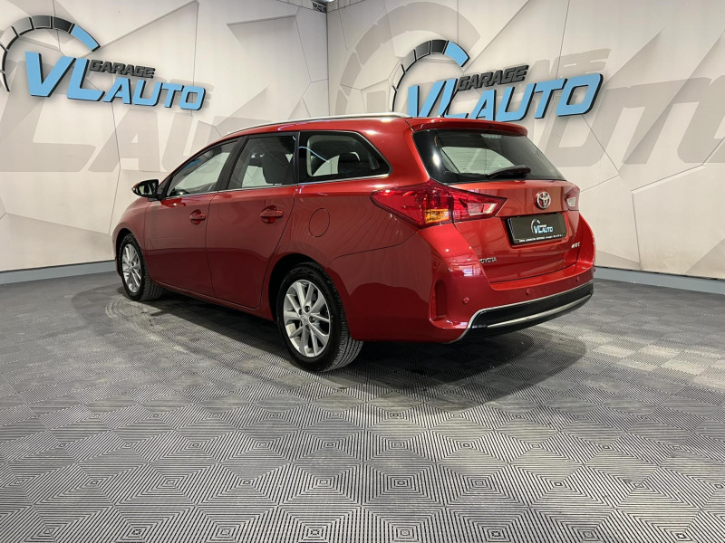 Photo 3 de l'offre de TOYOTA AURIS 124 D-4D Dynamic à 10990€ chez VL Auto
