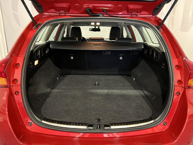 Photo 10 de l'offre de TOYOTA AURIS 124 D-4D Dynamic à 10990€ chez VL Auto