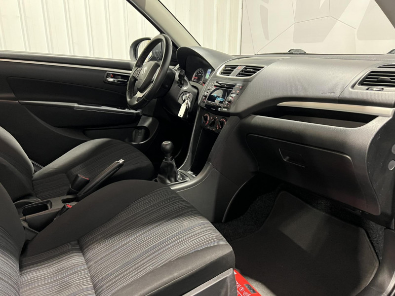 Photo 8 de l'offre de SUZUKI SWIFT 1.2 VVT Privilège à 7990€ chez VL Auto