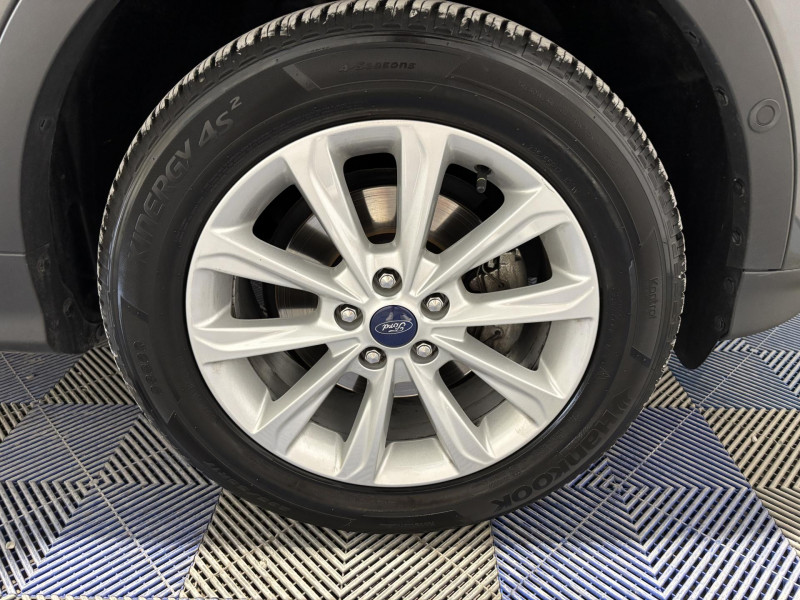 Photo 16 de l'offre de FORD KUGA 1.5 EcoBoost 150 S&S 4x2 BVM6 Titanium à 12990€ chez VL Auto