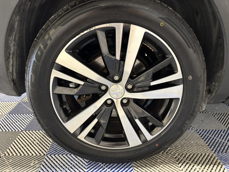 Photo 17 de l'offre de PEUGEOT 5008  BlueHDi 130ch S&S BVM6 GT Line 7 Places à 15990€ chez VL Auto