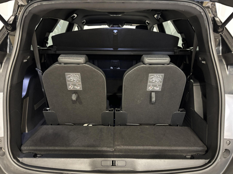 Photo 16 de l'offre de PEUGEOT 5008  BlueHDi 130ch S&S BVM6 GT Line 7 Places à 15990€ chez VL Auto
