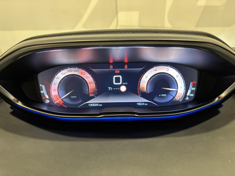 Photo 10 de l'offre de PEUGEOT 5008  BlueHDi 130ch S&S BVM6 GT Line 7 Places à 15990€ chez VL Auto