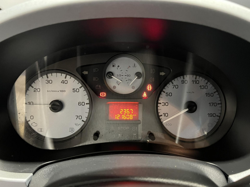 Photo 11 de l'offre de CITROEN BERLINGO Multispace VTi 95 Attraction à 7490€ chez VL Auto