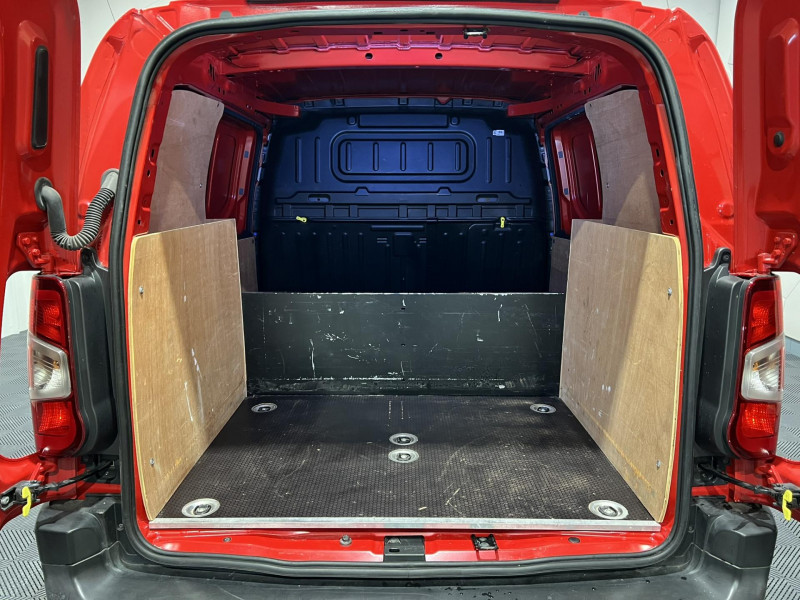 Photo 10 de l'offre de CITROEN BERLINGO  M 650 BLUEHDI 130 S&S EAT8 DRIVER à 14490€ chez VL Auto