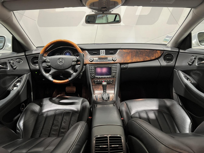 Photo 7 de l'offre de MERCEDES-BENZ CLS 500 BVA à 16490€ chez VL Auto