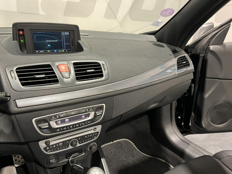 Photo 12 de l'offre de RENAULT MEGANE CC TCe 130 GT LINE à 10490€ chez VL Auto