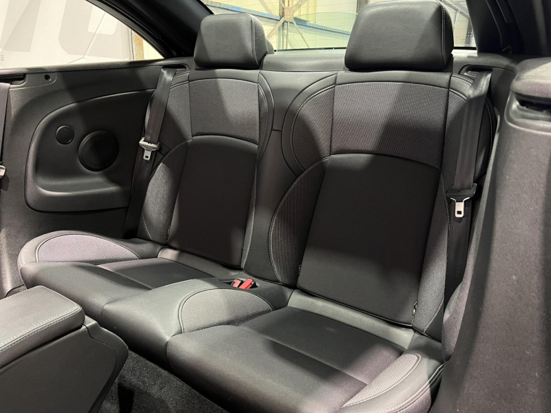 Photo 9 de l'offre de RENAULT MEGANE CC TCe 130 GT LINE à 10490€ chez VL Auto