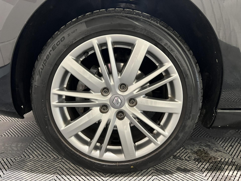 Photo 17 de l'offre de RENAULT MEGANE CC TCe 130 GT LINE à 10490€ chez VL Auto