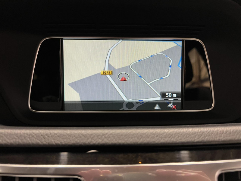 Photo 13 de l'offre de MERCEDES-BENZ CLASSE E BREAK 200 CDI Executive A à 17490€ chez VL Auto