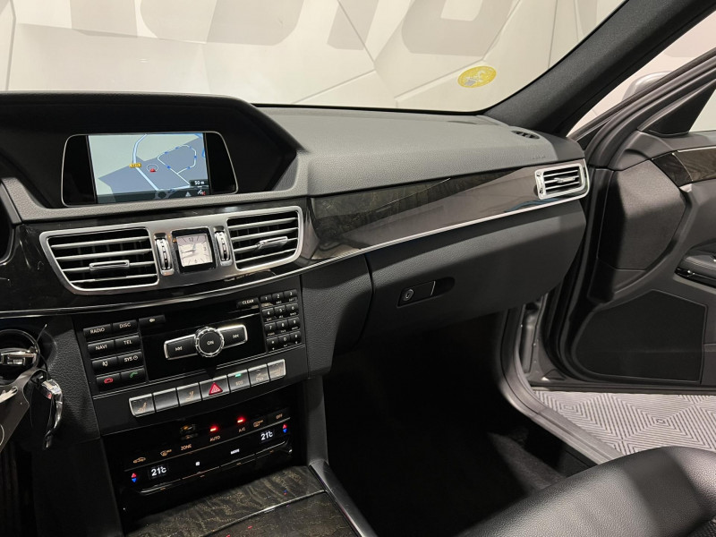 Photo 12 de l'offre de MERCEDES-BENZ CLASSE E BREAK 200 CDI Executive A à 17490€ chez VL Auto