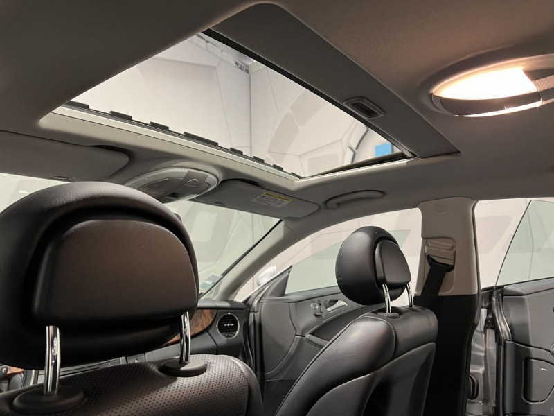 Photo 15 de l'offre de MERCEDES-BENZ CLS 500 BVA à 16490€ chez VL Auto