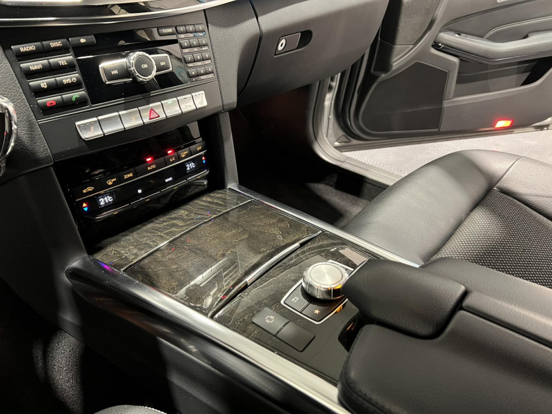 Photo 14 de l'offre de MERCEDES-BENZ CLASSE E BREAK 200 CDI Executive A à 17490€ chez VL Auto
