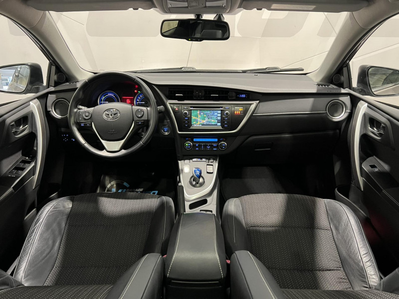 Photo 7 de l'offre de TOYOTA AURIS TOURING SPORTS Hybride 136h Dynamic Business à 13990€ chez VL Auto