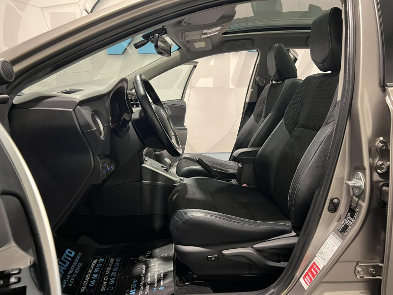 Photo 6 de l'offre de TOYOTA AURIS TOURING SPORTS Hybride 136h Dynamic Business à 13990€ chez VL Auto