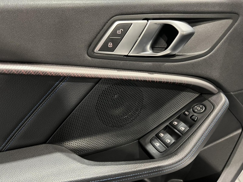 Photo 22 de l'offre de BMW SERIE 1 118d 150 ch BVA8 F40 M Sport à 23990€ chez VL Auto