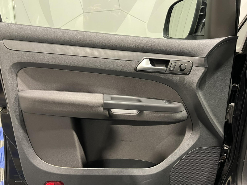 Photo 14 de l'offre de VOLKSWAGEN Caddy Maxi 1.2 TSI 105 Trendline à 14990€ chez VL Auto