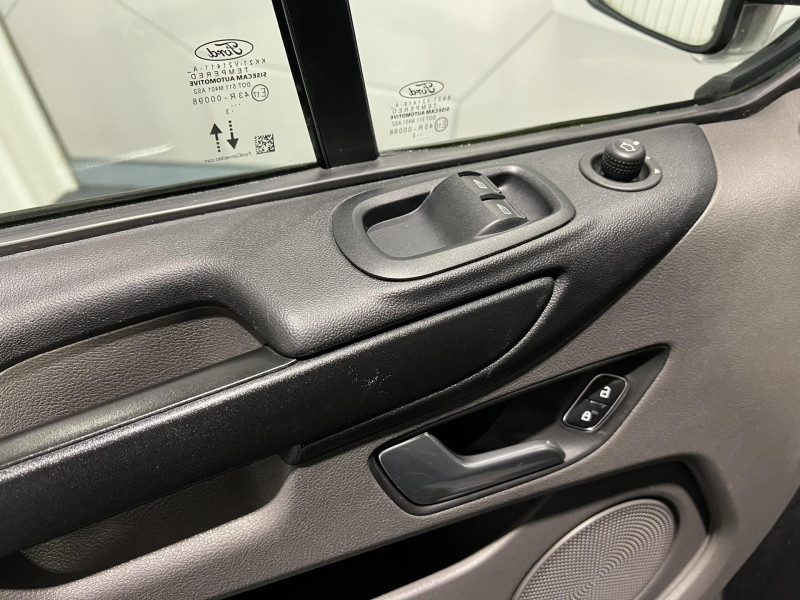 Photo 18 de l'offre de FORD TRANSIT CUSTOM (2) KOMBI 2.0 ECOBLUE 130 TREND BUSINESS L2H1 320 TVA RECUPERABLE à 29990€ chez VL Auto