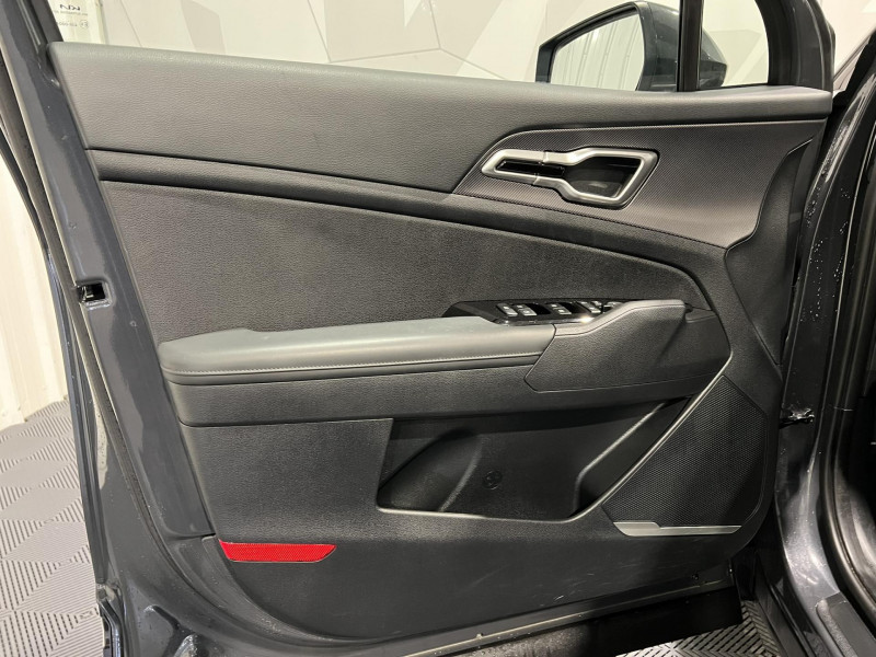 Photo 21 de l'offre de KIA SPORTAGE 1.6 T-GDi 230ch ISG Hybride BVA6 4x2 Active à 27490€ chez VL Auto