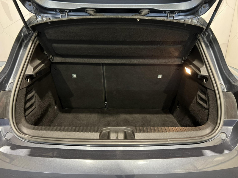 Photo 10 de l'offre de RENAULT CLIO  E-Tech 140 Limited à 13990€ chez VL Auto