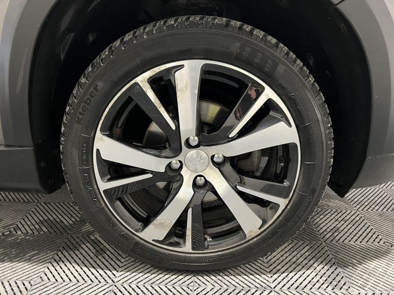 Photo 16 de l'offre de PEUGEOT 2008  BlueHDi 100ch BVM6 GT Line à 10990€ chez VL Auto