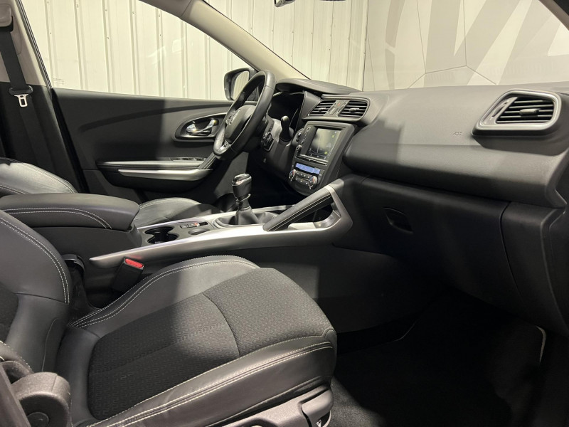 Photo 8 de l'offre de RENAULT KADJAR TCe 130 Energy Intens à 12990€ chez VL Auto